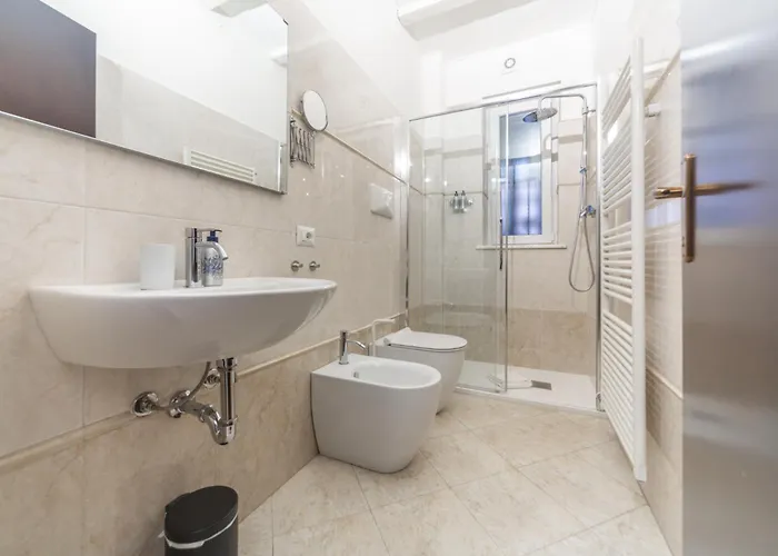 Charming 2-bedroom In Milanese Building Milano